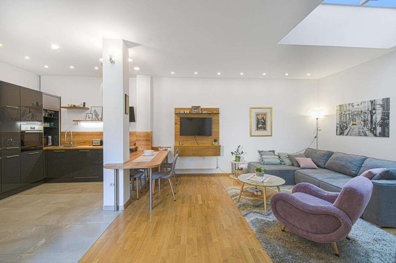 Apartament F9 And New F9 Zagrzeb Zewnętrze zdjęcie